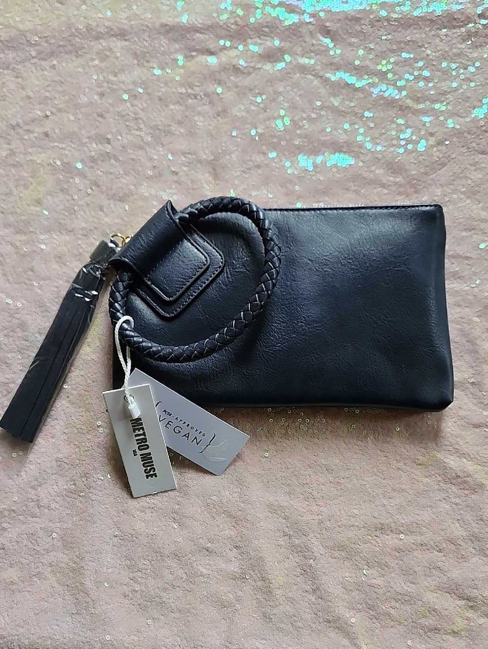 Wristlet Clutch with Braided Handle Vegan Leather Metro Muse NWT Dary NAVY NICE!